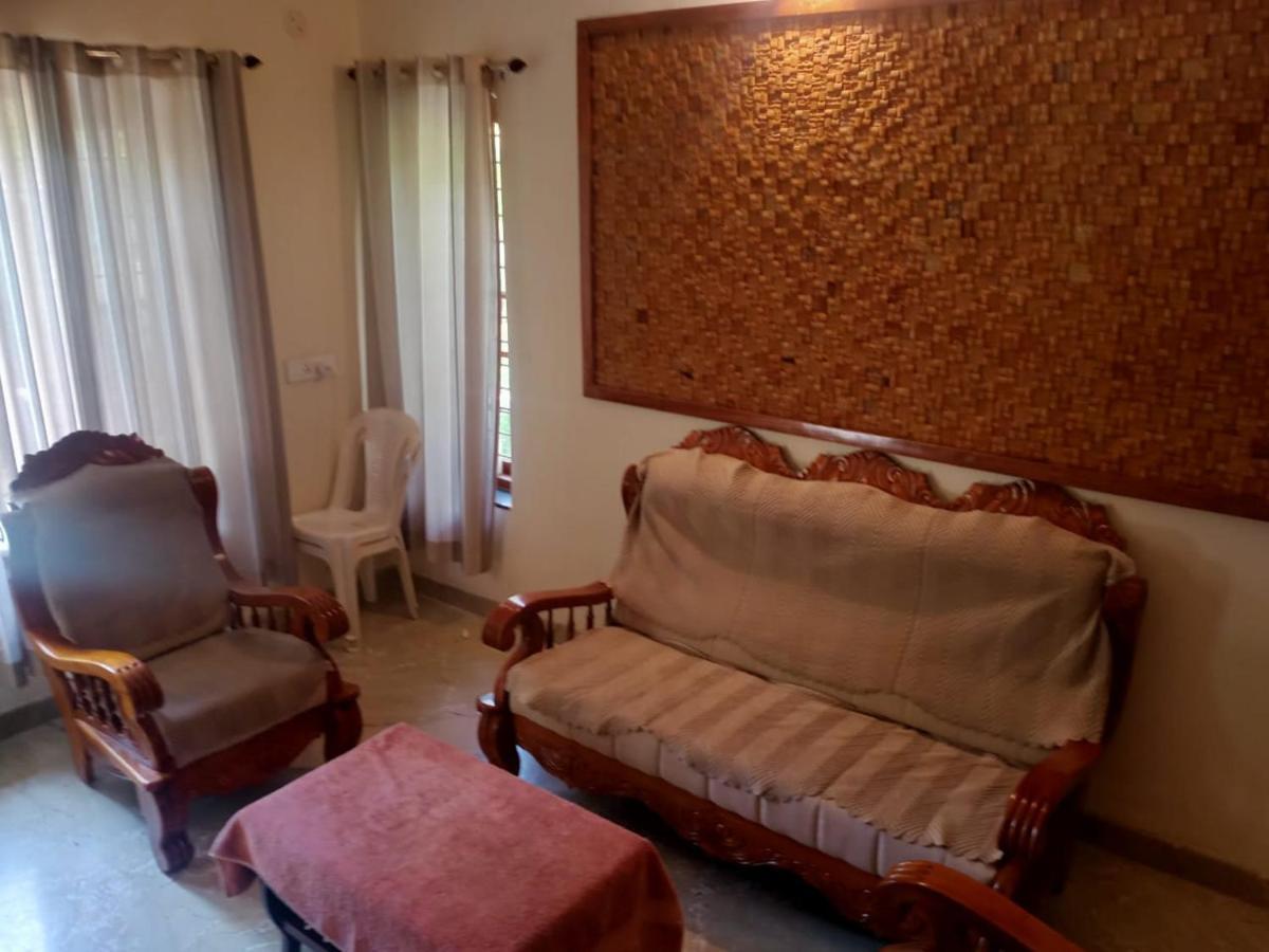Sinai Homestay Alappuzha Luaran gambar