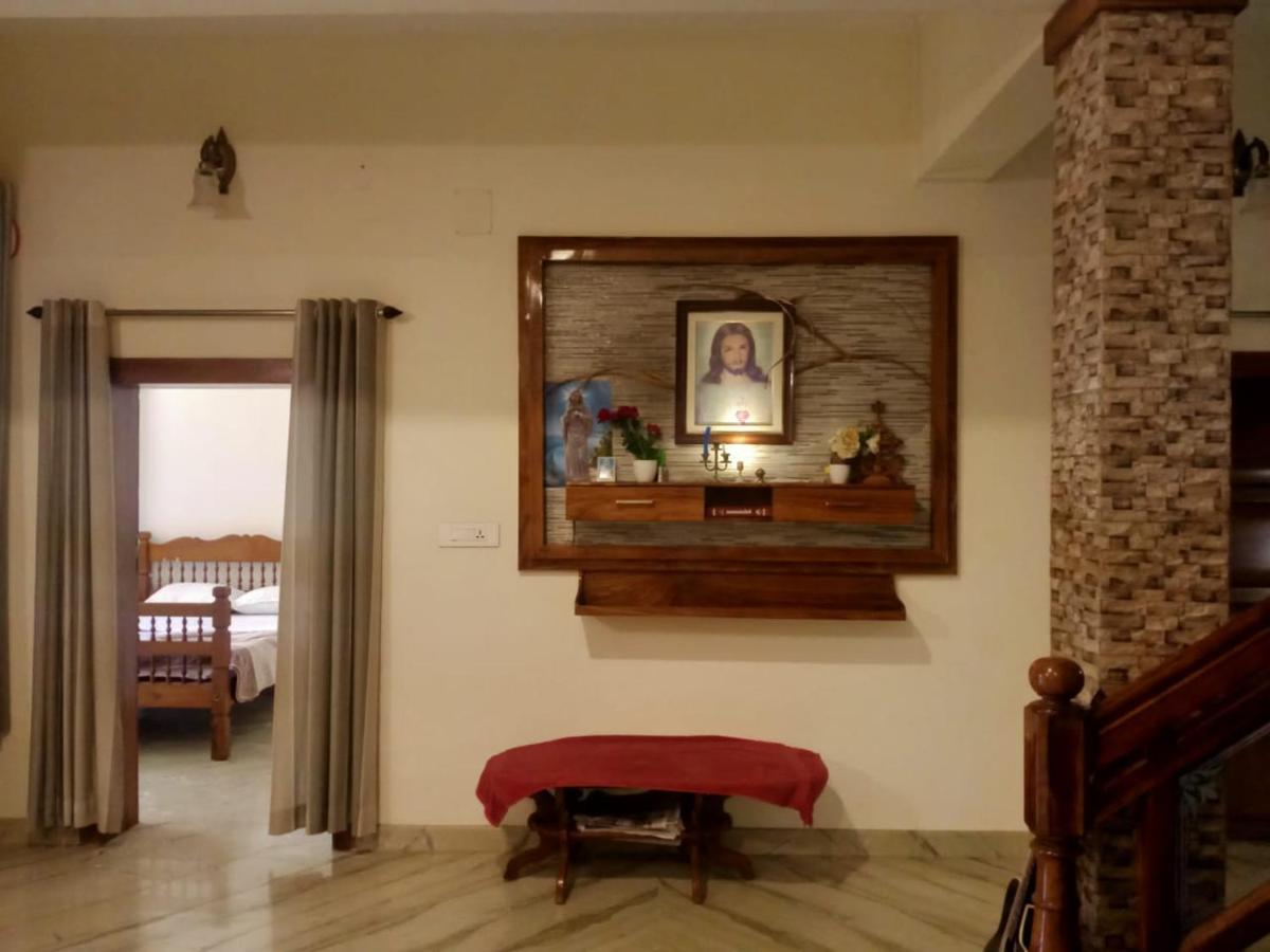 Sinai Homestay Alappuzha Luaran gambar