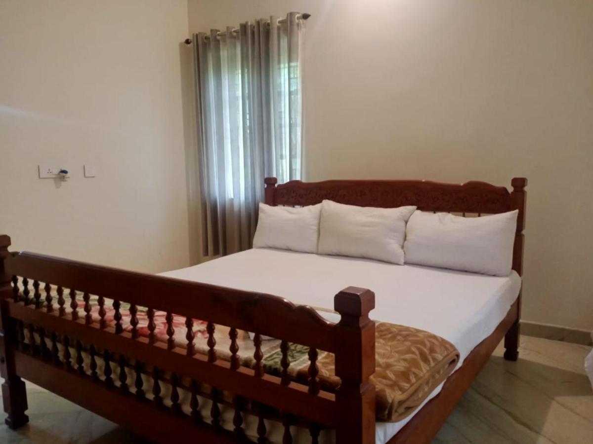 Sinai Homestay Alappuzha Luaran gambar